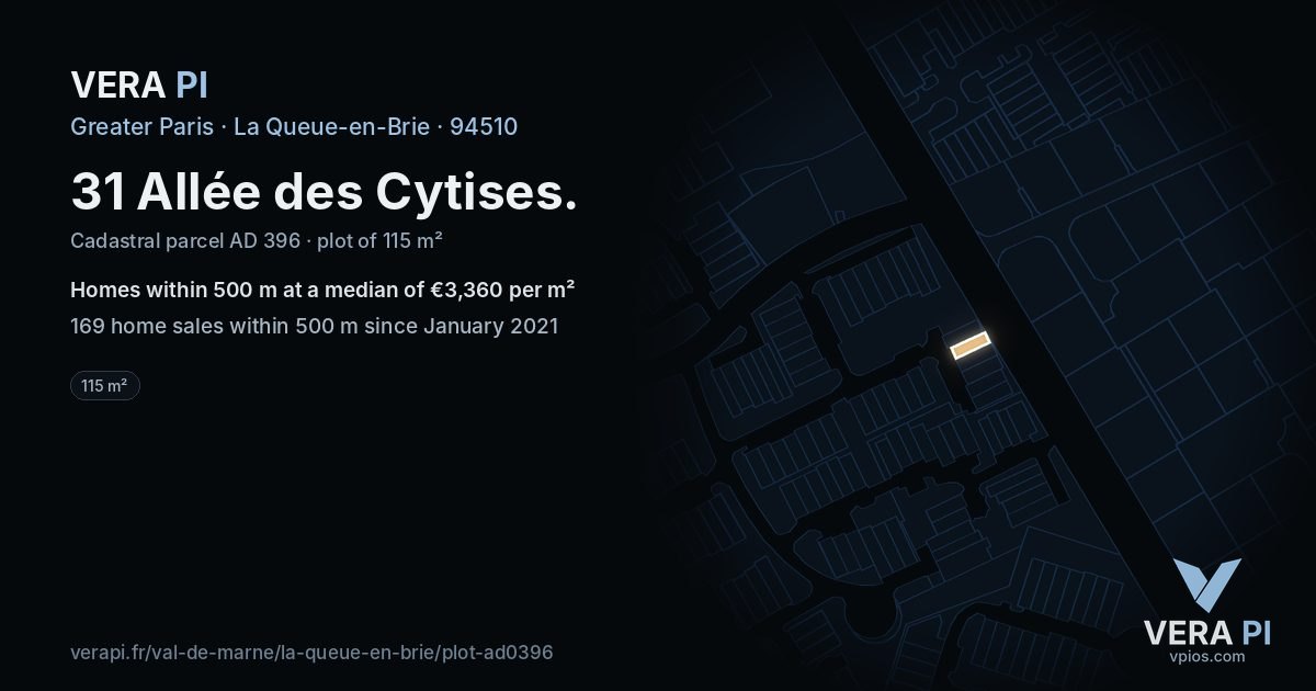 31 Allée des Cytises, La Queue-en-Brie at night – the plot lit, the parcels around coloured by the prices near them