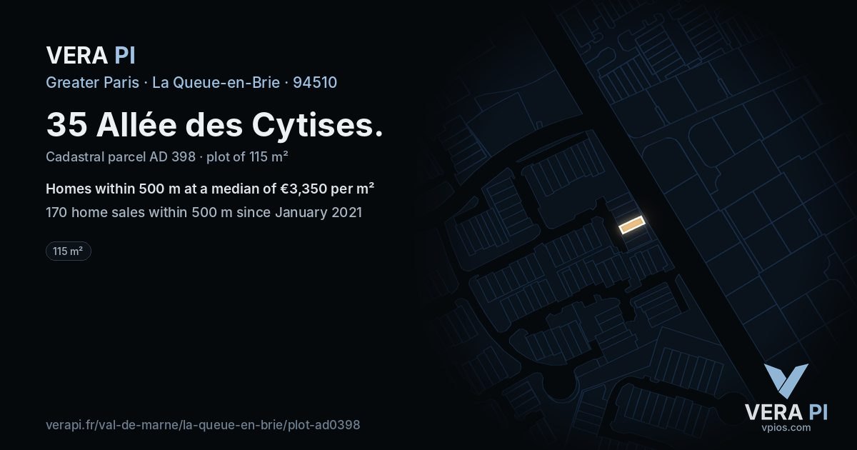 35 Allée des Cytises, La Queue-en-Brie at night – the plot lit, the parcels around coloured by the prices near them
