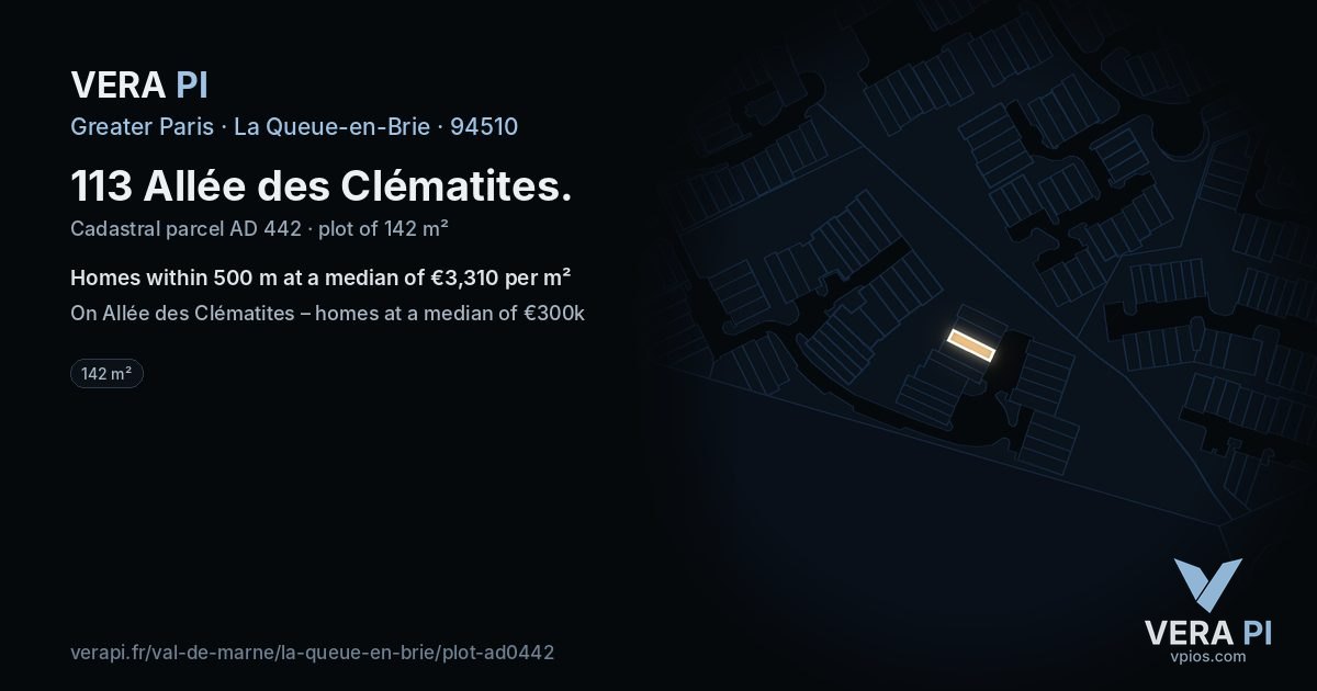 113 Allée des Clématites, La Queue-en-Brie at night – the plot lit, the parcels around coloured by the prices near them