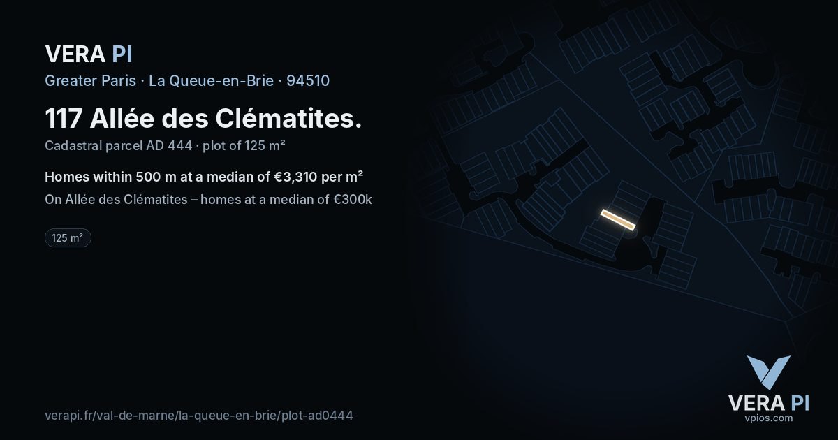 117 Allée des Clématites, La Queue-en-Brie at night – the plot lit, the parcels around coloured by the prices near them