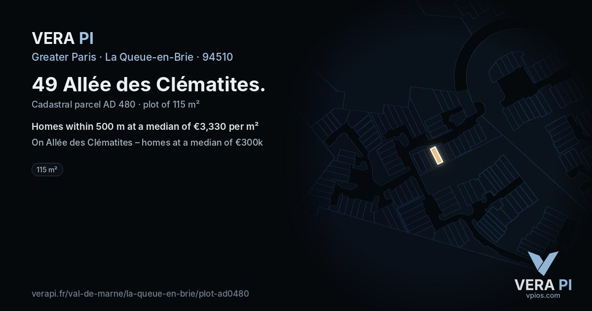 49 Allée des Clématites, La Queue-en-Brie at night – the plot lit, the parcels around coloured by the prices near them