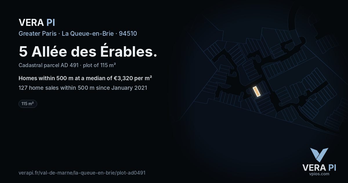 5 Allée des Érables, La Queue-en-Brie at night – the plot lit, the parcels around coloured by the prices near them