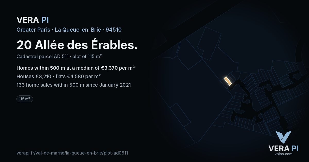 20 Allée des Érables, La Queue-en-Brie at night – the plot lit, the parcels around coloured by the prices near them