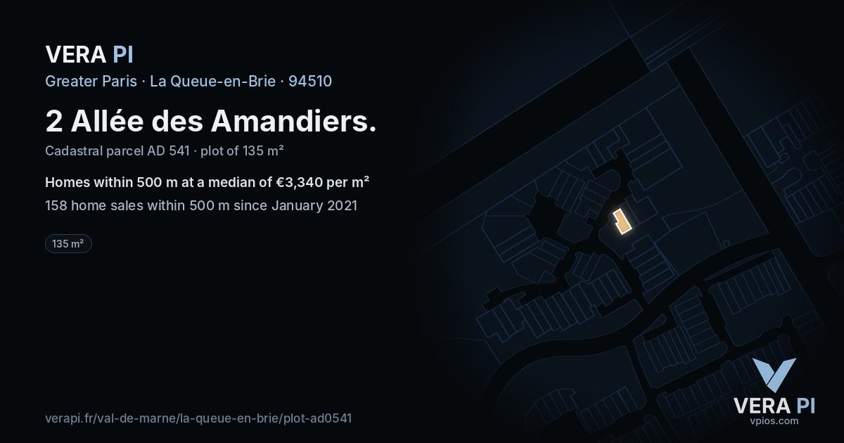 2 Allée des Amandiers, La Queue-en-Brie at night – the plot lit, the parcels around coloured by the prices near them