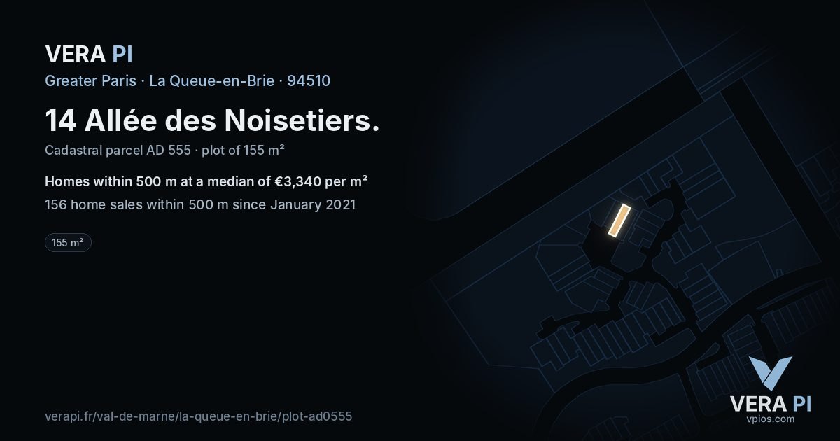 14 Allée des Noisetiers, La Queue-en-Brie at night – the plot lit, the parcels around coloured by the prices near them