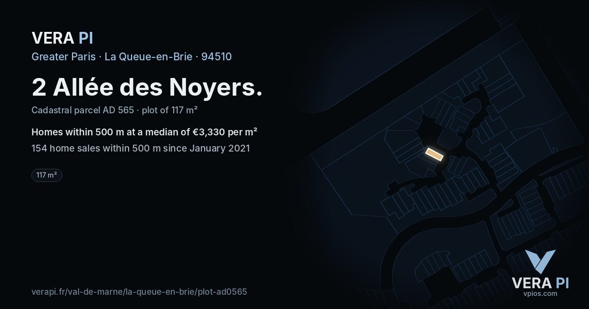 2 Allée des Noyers, La Queue-en-Brie at night – the plot lit, the parcels around coloured by the prices near them
