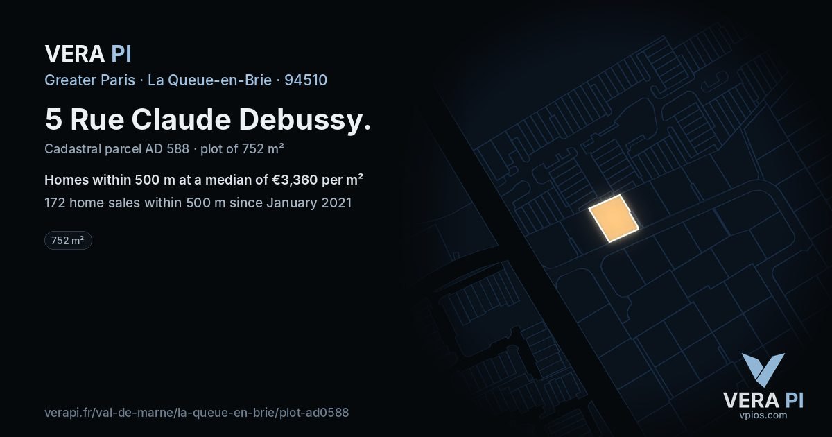 5 Rue Claude Debussy, La Queue-en-Brie at night – the plot lit, the parcels around coloured by the prices near them