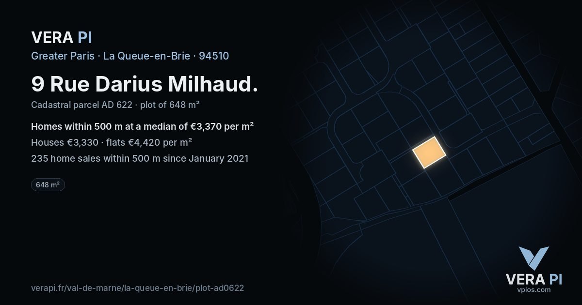 9 Rue Darius Milhaud, La Queue-en-Brie at night – the plot lit, the parcels around coloured by the prices near them