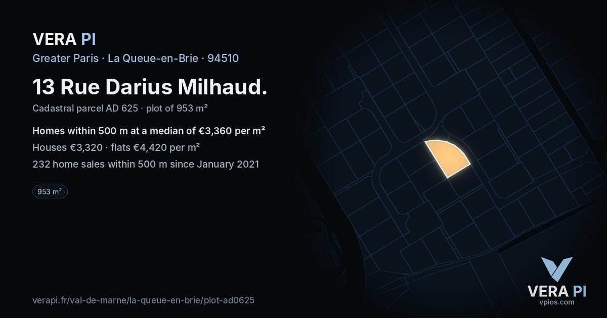 13 Rue Darius Milhaud, La Queue-en-Brie at night – the plot lit, the parcels around coloured by the prices near them