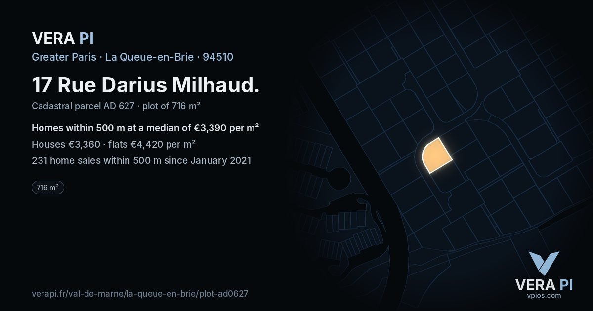 17 Rue Darius Milhaud, La Queue-en-Brie at night – the plot lit, the parcels around coloured by the prices near them
