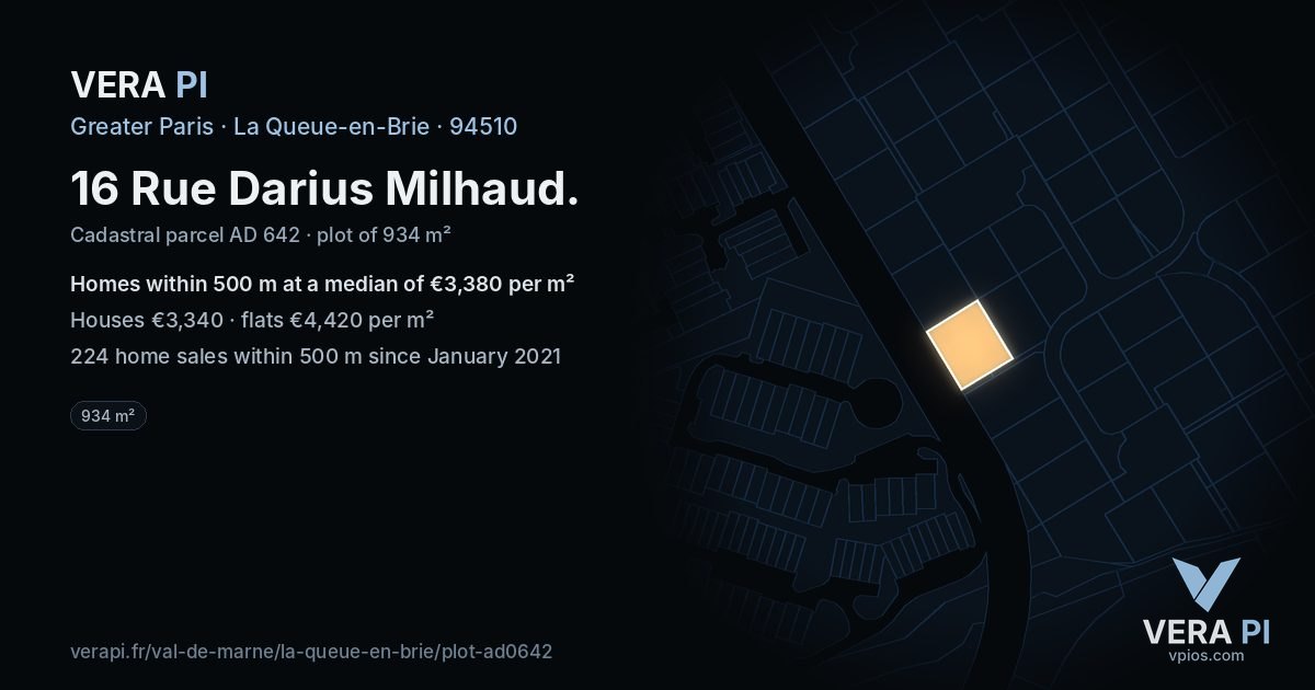 16 Rue Darius Milhaud, La Queue-en-Brie at night – the plot lit, the parcels around coloured by the prices near them