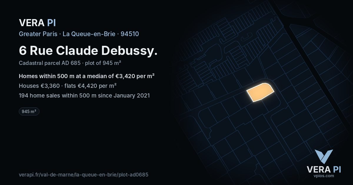 6 Rue Claude Debussy, La Queue-en-Brie at night – the plot lit, the parcels around coloured by the prices near them