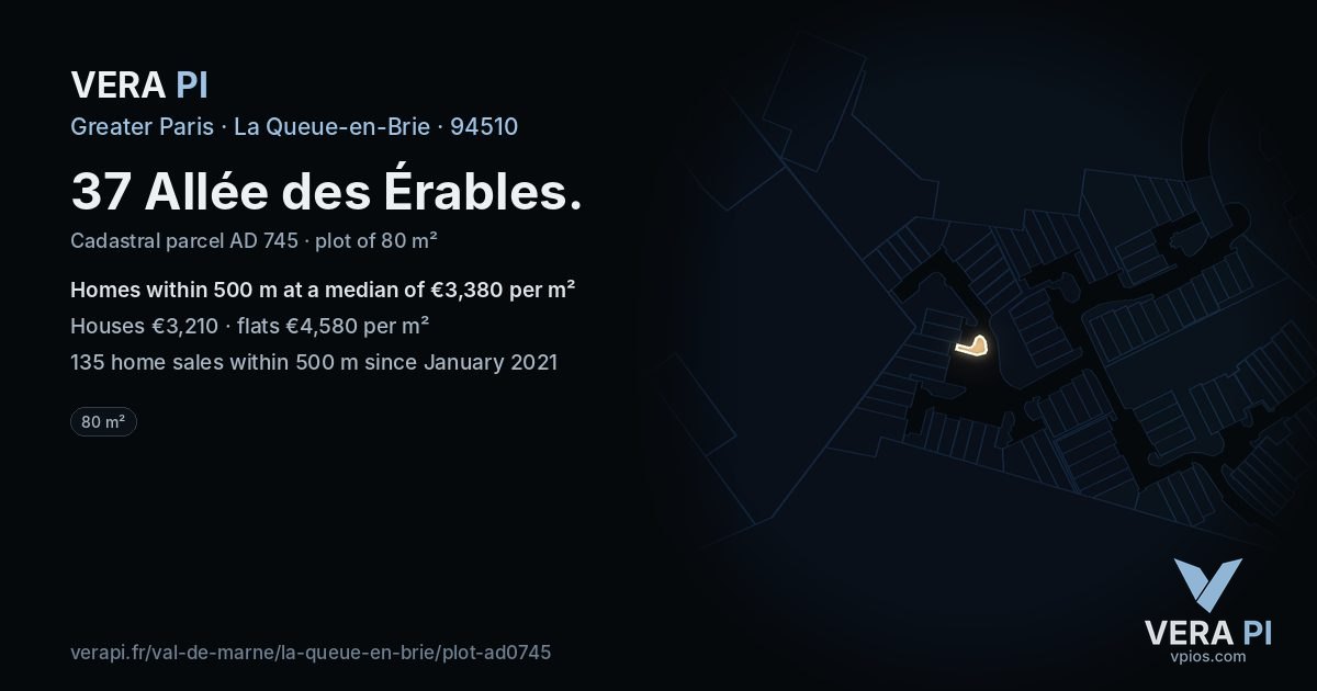37 Allée des Érables, La Queue-en-Brie at night – the plot lit, the parcels around coloured by the prices near them