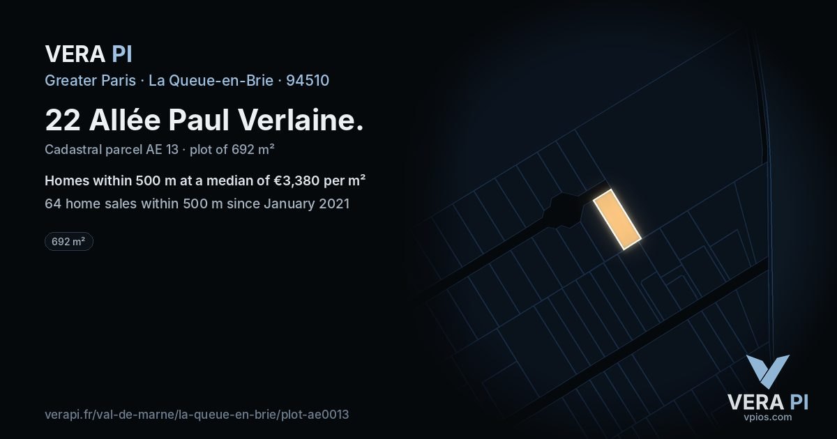22 Allée Paul Verlaine, La Queue-en-Brie at night – the plot lit, the parcels around coloured by the prices near them