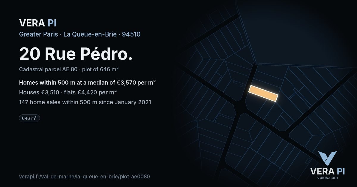 20 Rue Pédro, La Queue-en-Brie at night – the plot lit, the parcels around coloured by the prices near them