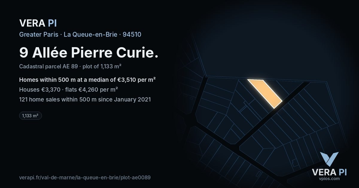 9 Allée Pierre Curie, La Queue-en-Brie at night – the plot lit, the parcels around coloured by the prices near them