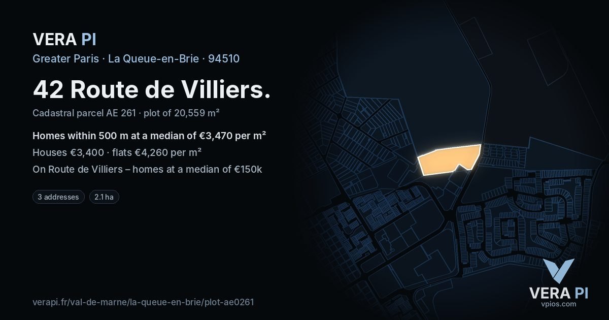 42 Route de Villiers, La Queue-en-Brie at night – the plot lit, the parcels around coloured by the prices near them