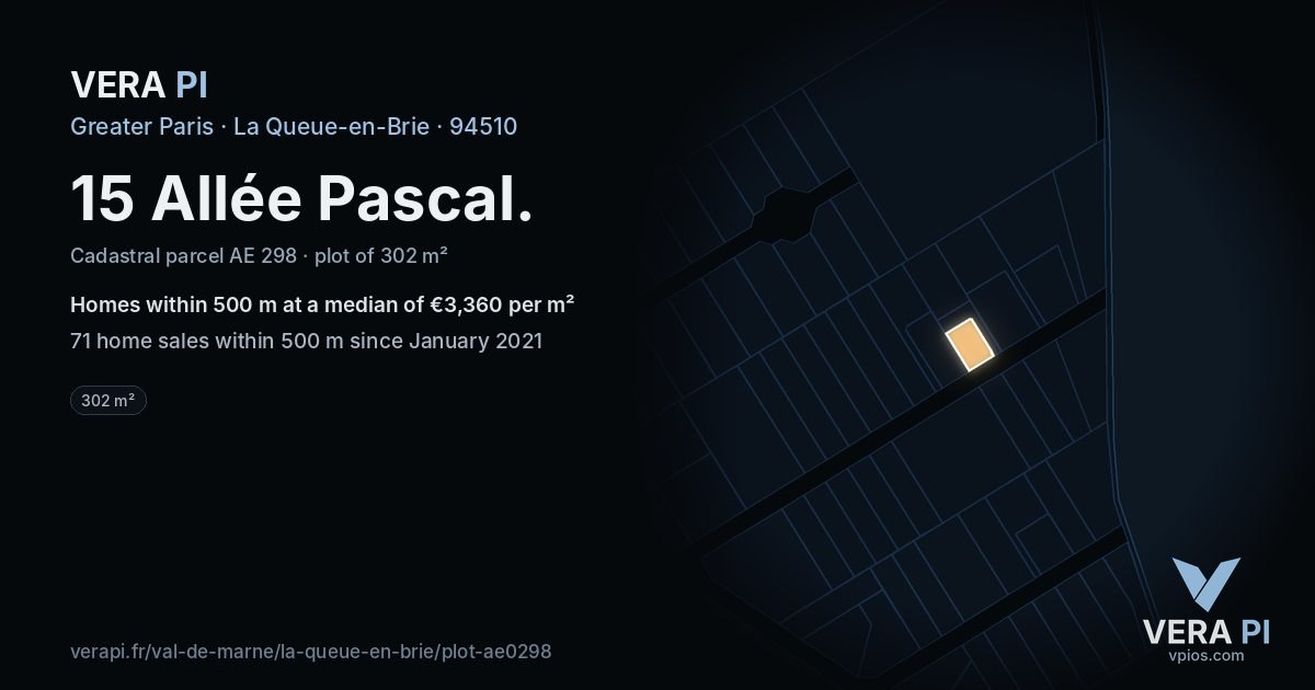 15 Allée Pascal, La Queue-en-Brie at night – the plot lit, the parcels around coloured by the prices near them