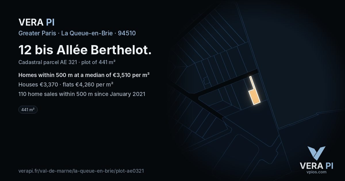 12 bis Allée Berthelot, La Queue-en-Brie at night – the plot lit, the parcels around coloured by the prices near them