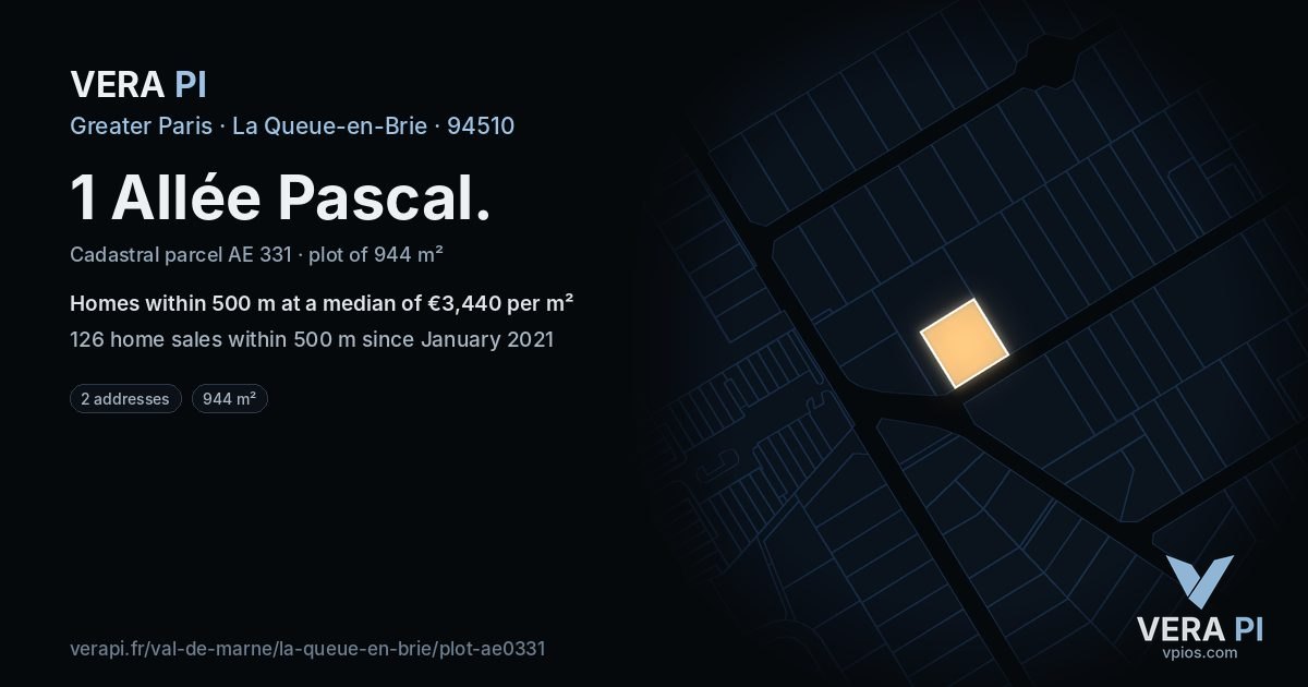 1 Allée Pascal, La Queue-en-Brie at night – the plot lit, the parcels around coloured by the prices near them