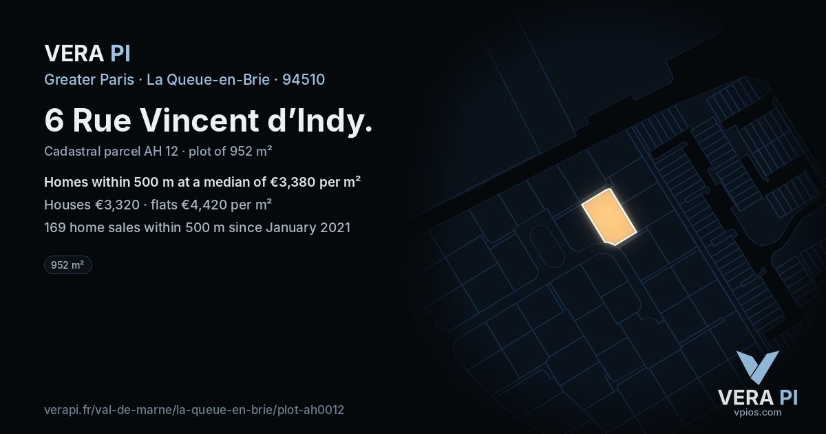 6 Rue Vincent d’Indy, La Queue-en-Brie at night – the plot lit, the parcels around coloured by the prices near them