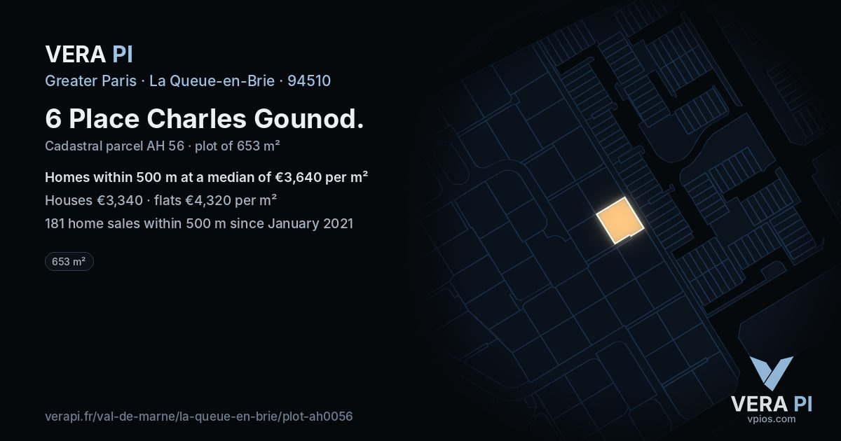 6 Place Charles Gounod, La Queue-en-Brie at night – the plot lit, the parcels around coloured by the prices near them
