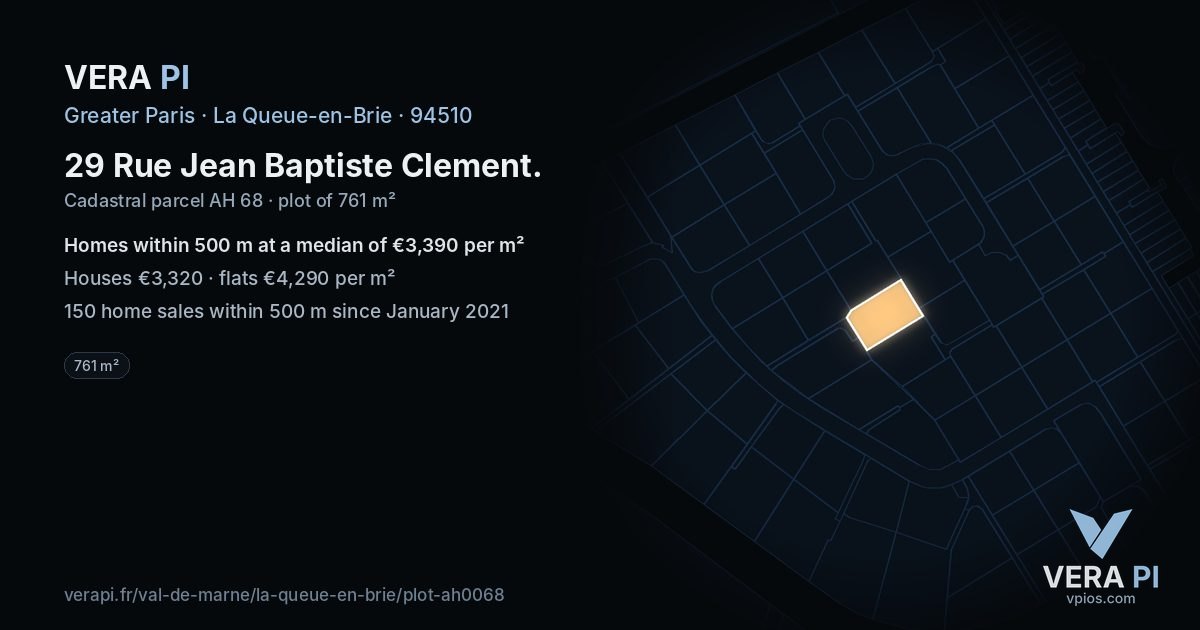 29 Rue Jean Baptiste Clement, La Queue-en-Brie at night – the plot lit, the parcels around coloured by the prices near them