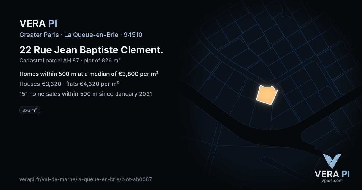 22 Rue Jean Baptiste Clement, La Queue-en-Brie at night – the plot lit, the parcels around coloured by the prices near them