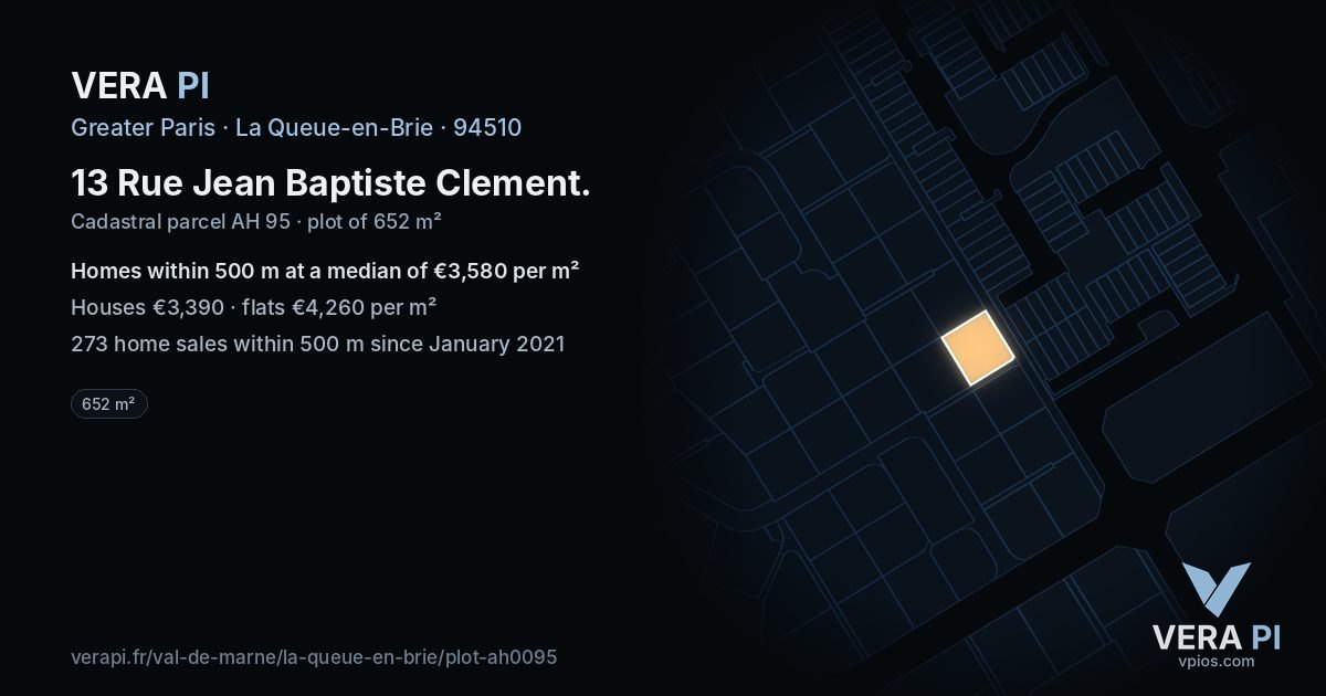 13 Rue Jean Baptiste Clement, La Queue-en-Brie at night – the plot lit, the parcels around coloured by the prices near them