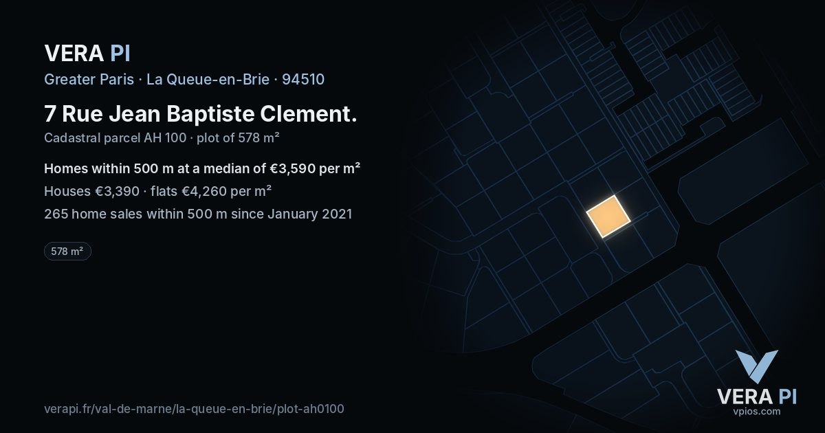 7 Rue Jean Baptiste Clement, La Queue-en-Brie at night – the plot lit, the parcels around coloured by the prices near them