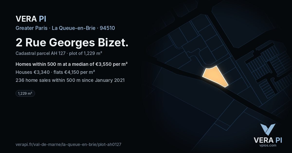 2 Rue Georges Bizet, La Queue-en-Brie at night – the plot lit, the parcels around coloured by the prices near them