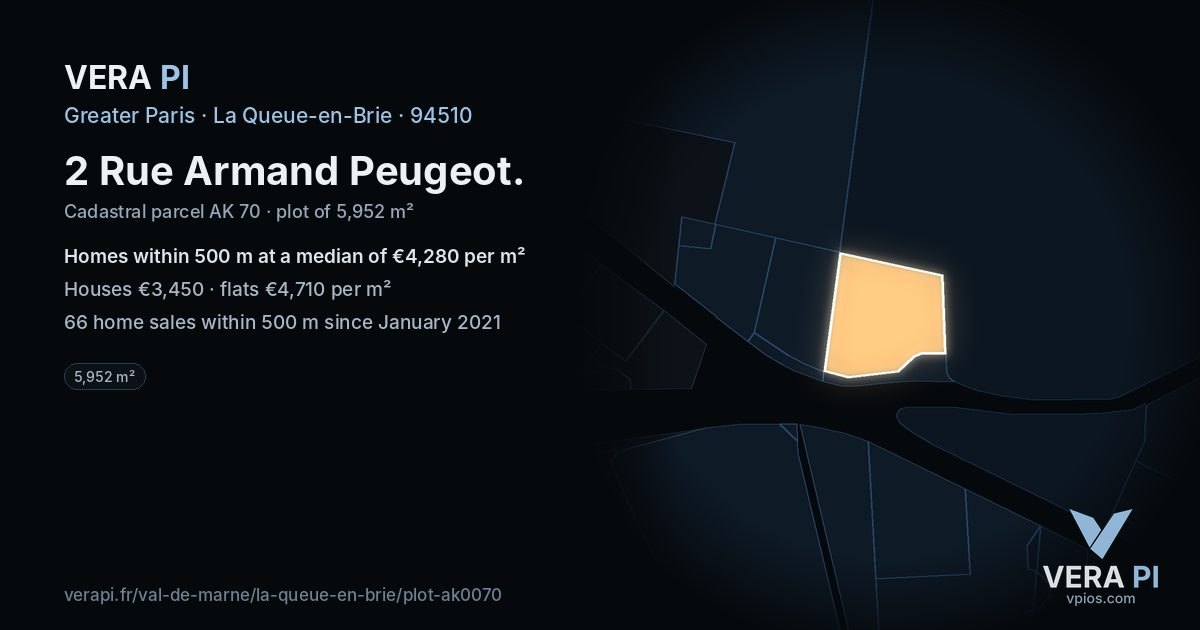 2 Rue Armand Peugeot, La Queue-en-Brie at night – the plot lit, the parcels around coloured by the prices near them