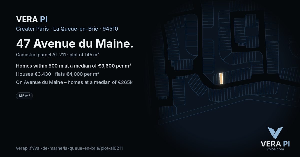 47 Avenue du Maine, La Queue-en-Brie at night – the plot lit, the parcels around coloured by the prices near them