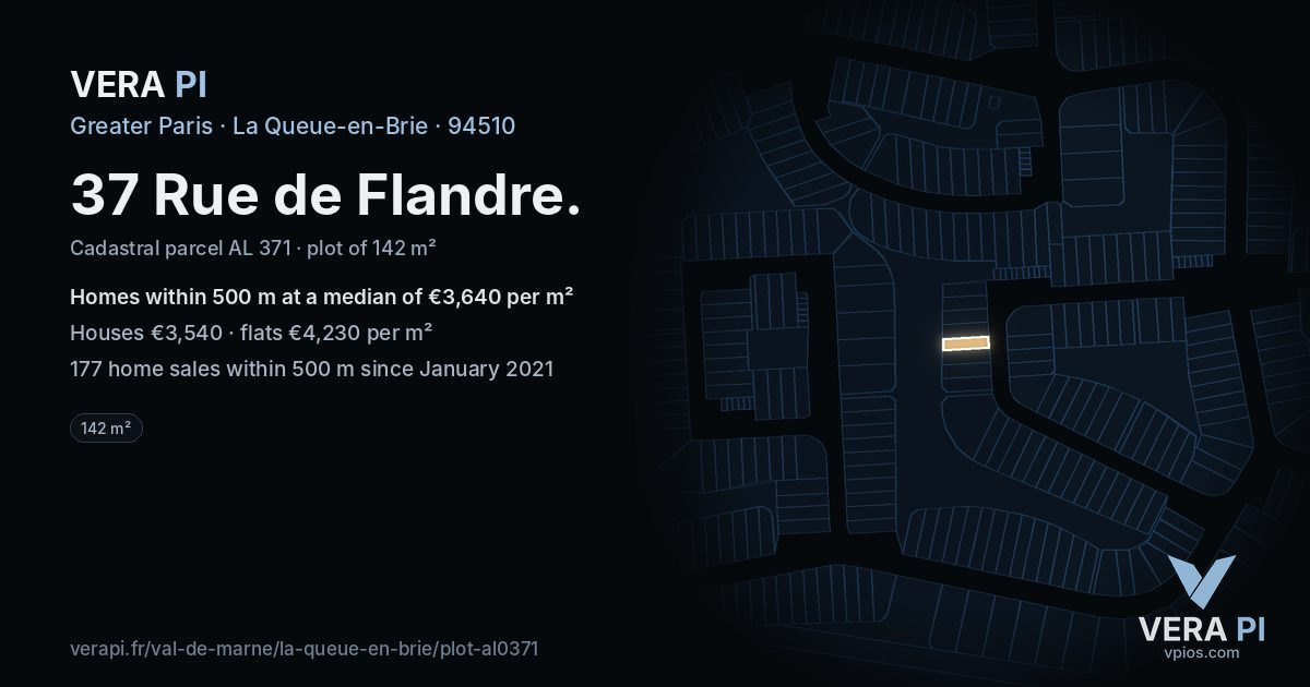 37 Rue de Flandre, La Queue-en-Brie at night – the plot lit, the parcels around coloured by the prices near them