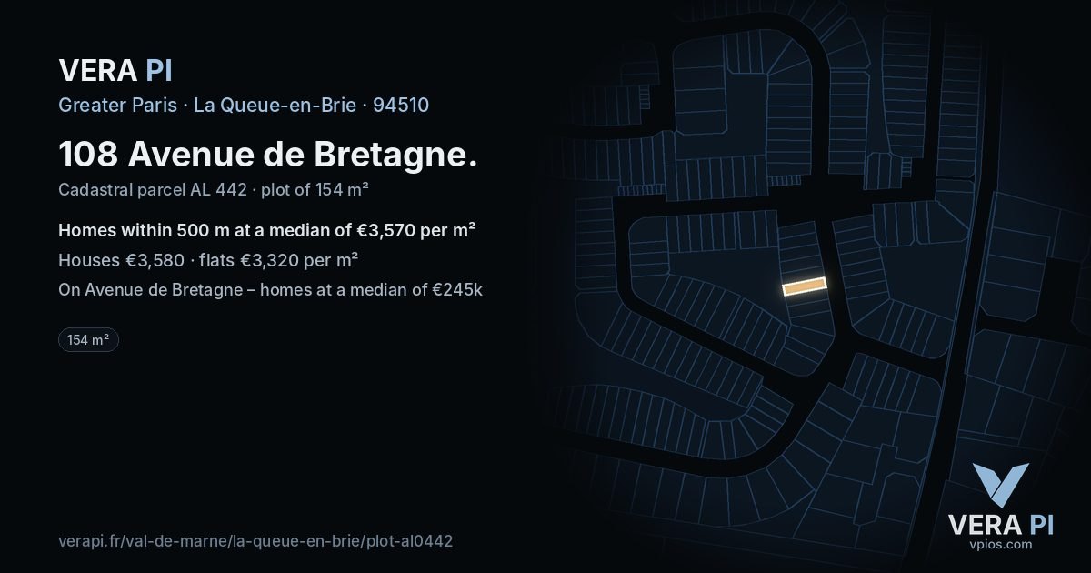 108 Avenue de Bretagne, La Queue-en-Brie at night – the plot lit, the parcels around coloured by the prices near them