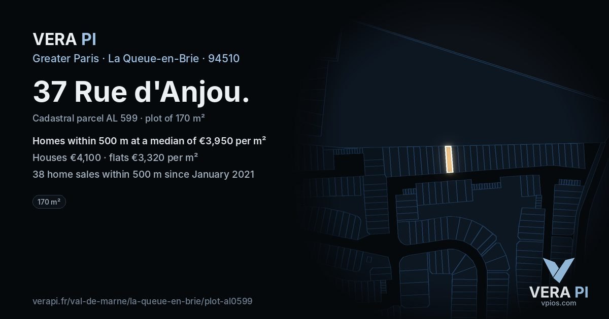 37 Rue d'Anjou, La Queue-en-Brie at night – the plot lit, the parcels around coloured by the prices near them
