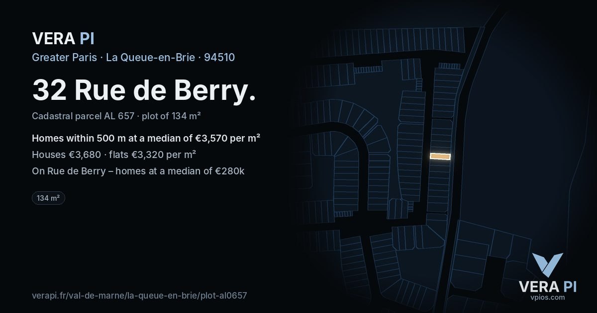 32 Rue de Berry, La Queue-en-Brie at night – the plot lit, the parcels around coloured by the prices near them