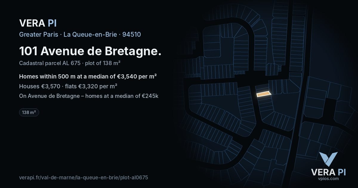 101 Avenue de Bretagne, La Queue-en-Brie at night – the plot lit, the parcels around coloured by the prices near them