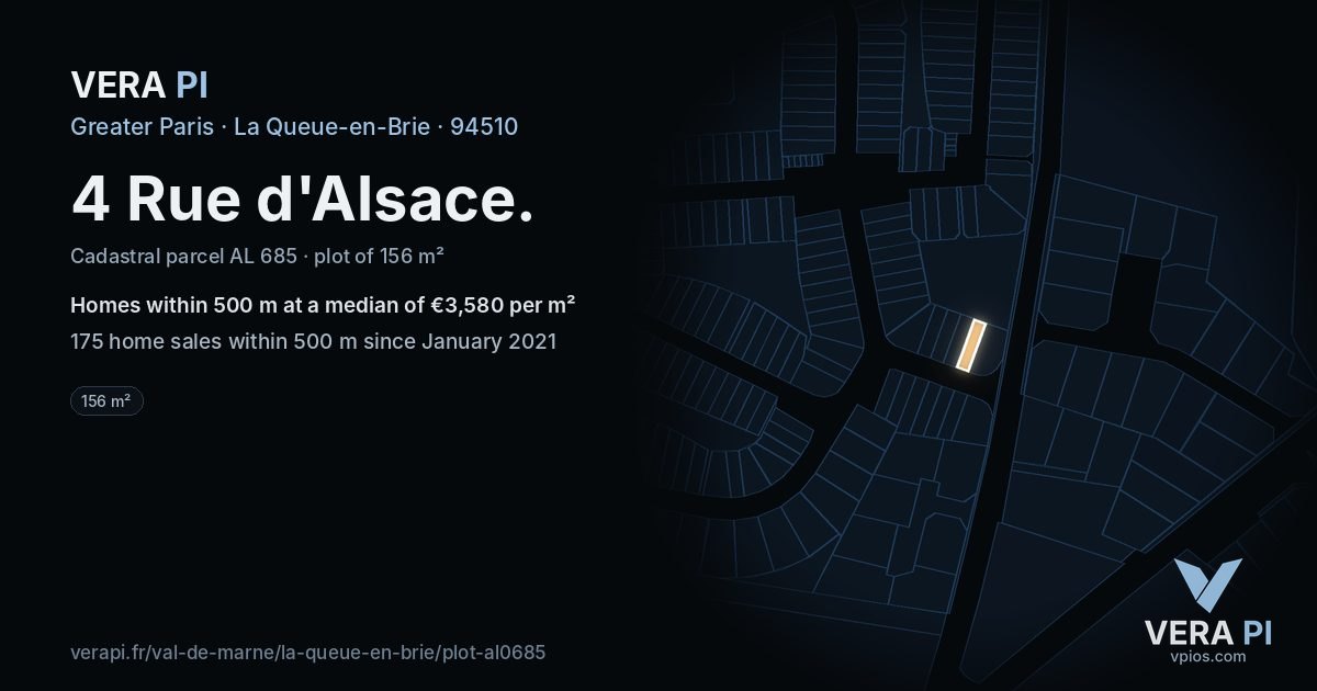 4 Rue d'Alsace, La Queue-en-Brie at night – the plot lit, the parcels around coloured by the prices near them