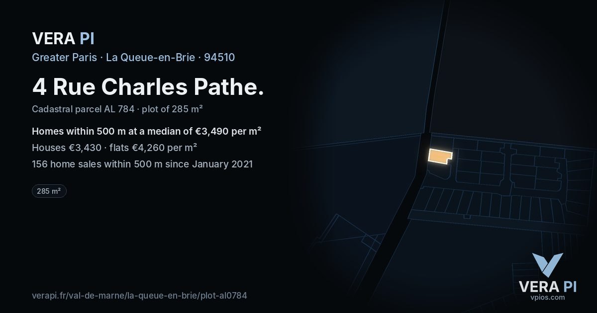 4 Rue Charles Pathe, La Queue-en-Brie at night – the plot lit, the parcels around coloured by the prices near them