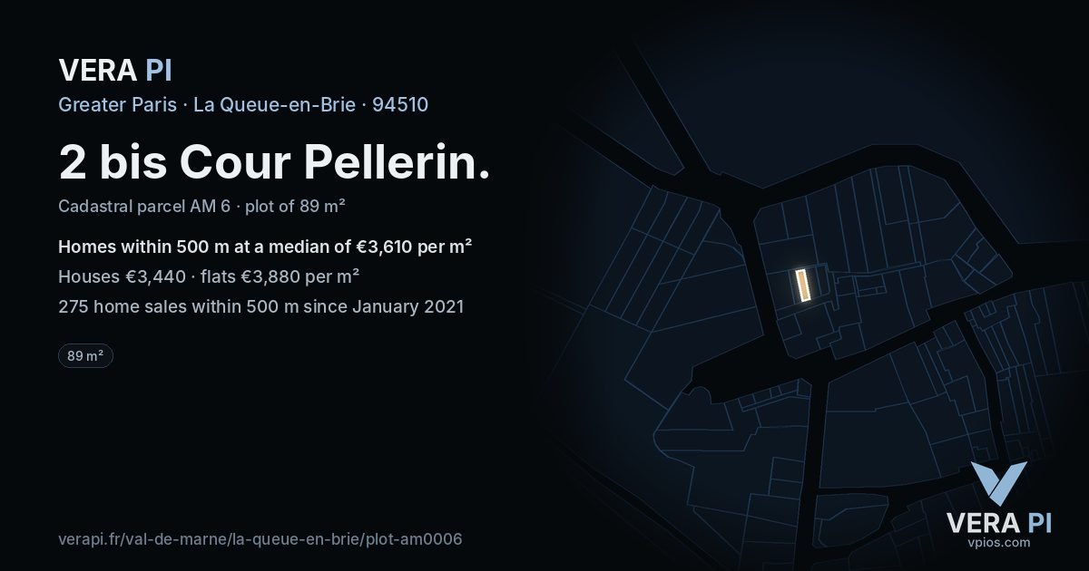 2 bis Cour Pellerin, La Queue-en-Brie at night – the plot lit, the parcels around coloured by the prices near them