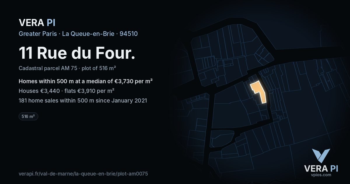 11 Rue du Four, La Queue-en-Brie at night – the plot lit, the parcels around coloured by the prices near them