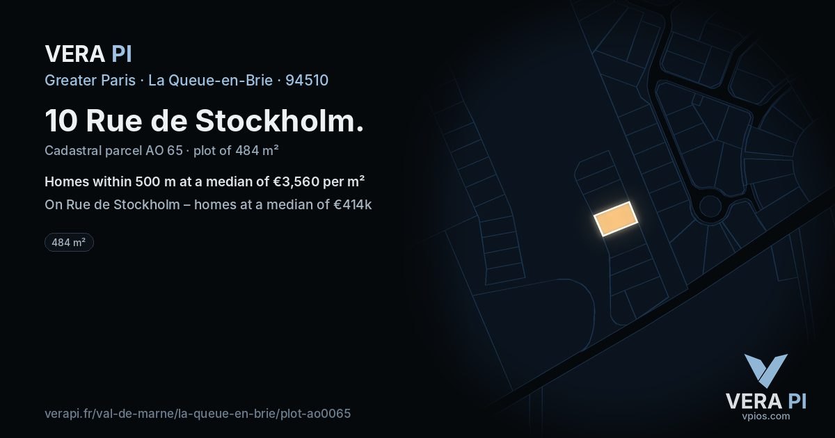 10 Rue de Stockholm, La Queue-en-Brie at night – the plot lit, the parcels around coloured by the prices near them