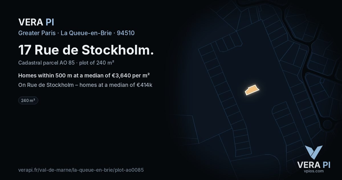 17 Rue de Stockholm, La Queue-en-Brie at night – the plot lit, the parcels around coloured by the prices near them