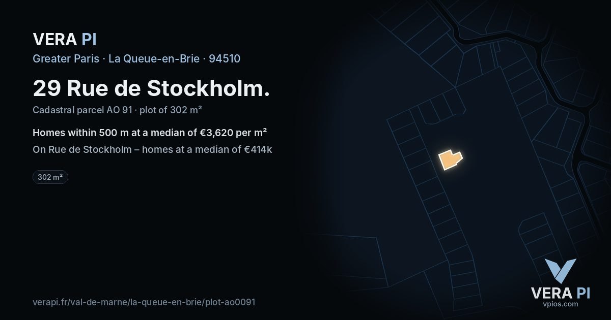 29 Rue de Stockholm, La Queue-en-Brie at night – the plot lit, the parcels around coloured by the prices near them