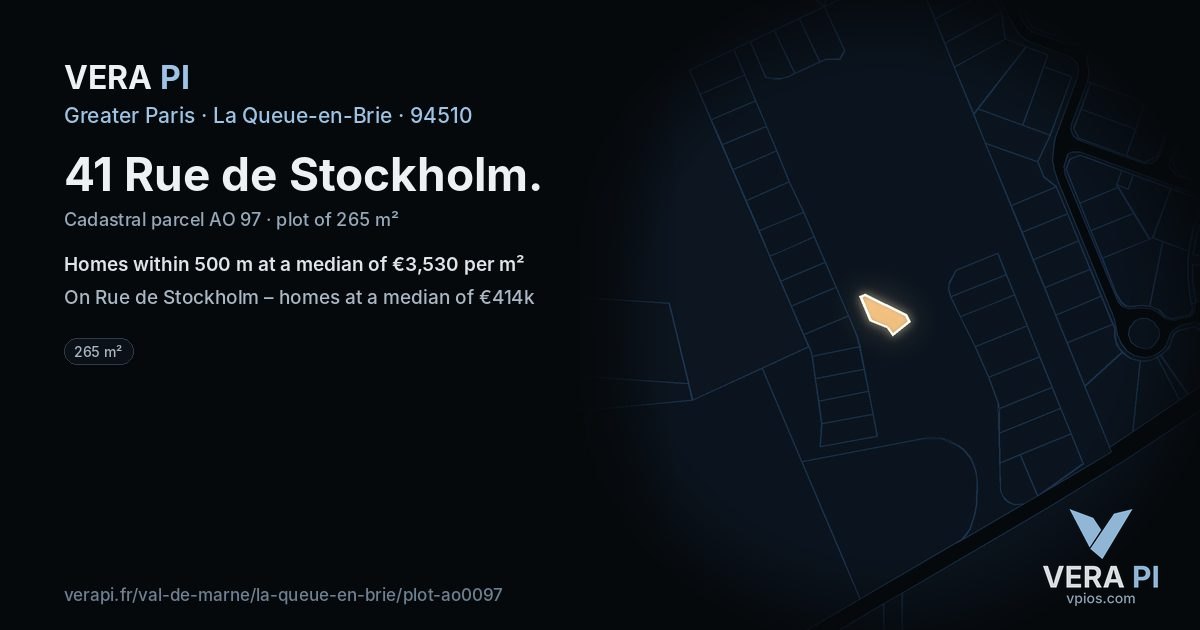 41 Rue de Stockholm, La Queue-en-Brie at night – the plot lit, the parcels around coloured by the prices near them