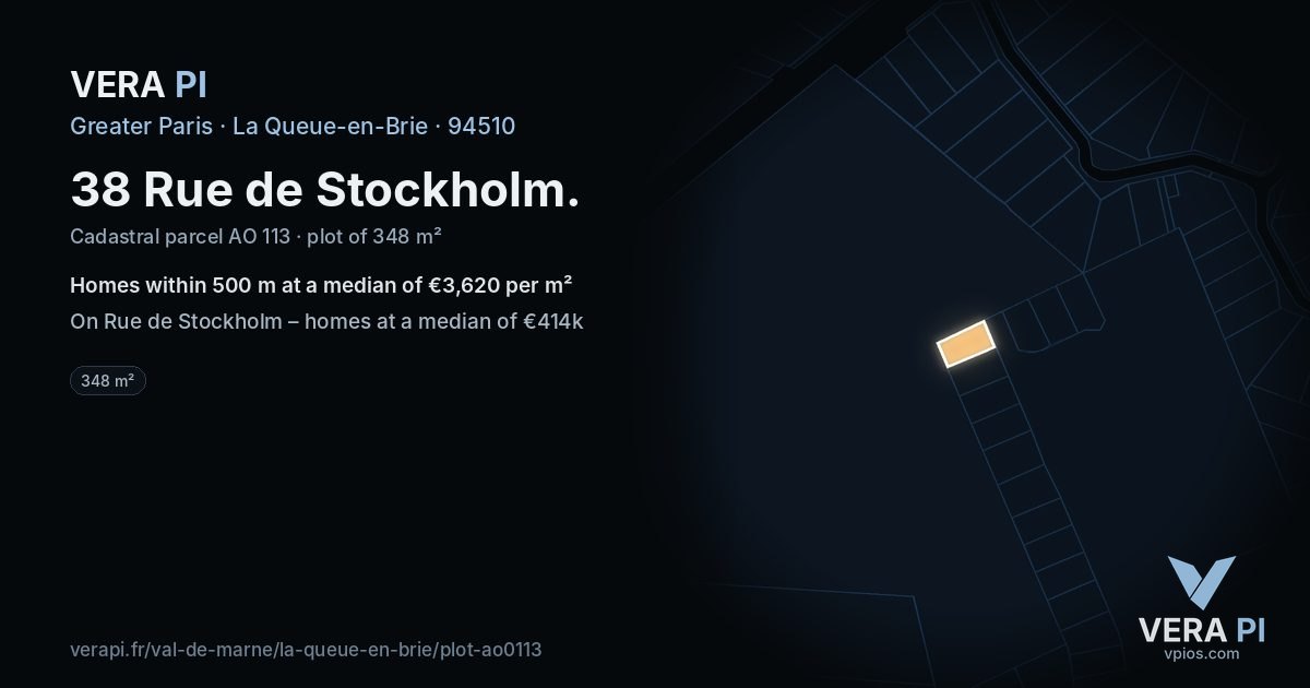 38 Rue de Stockholm, La Queue-en-Brie at night – the plot lit, the parcels around coloured by the prices near them