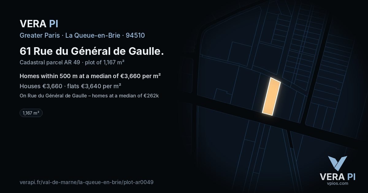 61 Rue du Général de Gaulle, La Queue-en-Brie at night – the plot lit, the parcels around coloured by the prices near them