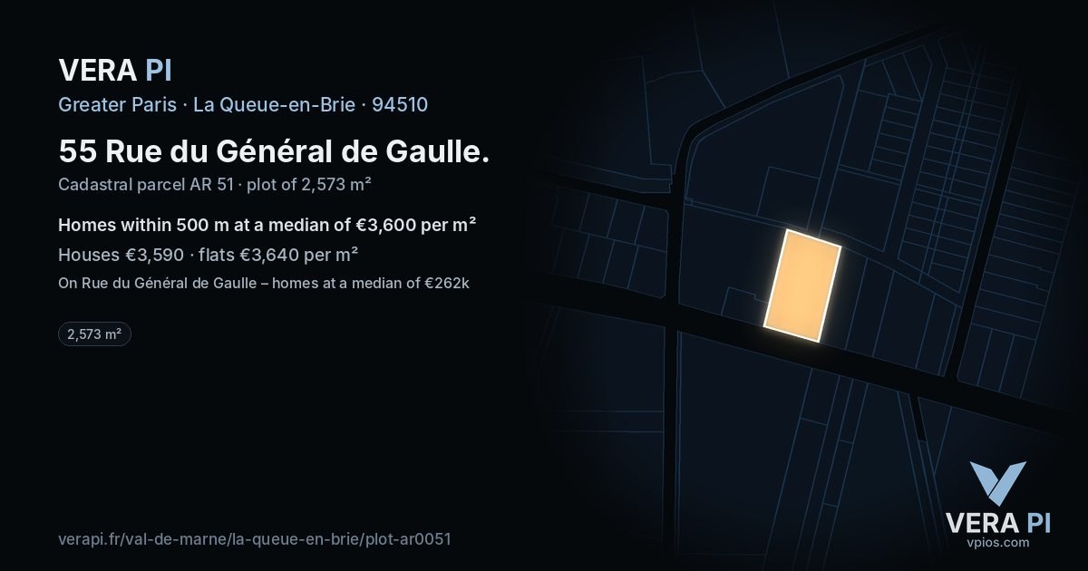 55 Rue du Général de Gaulle, La Queue-en-Brie at night – the plot lit, the parcels around coloured by the prices near them