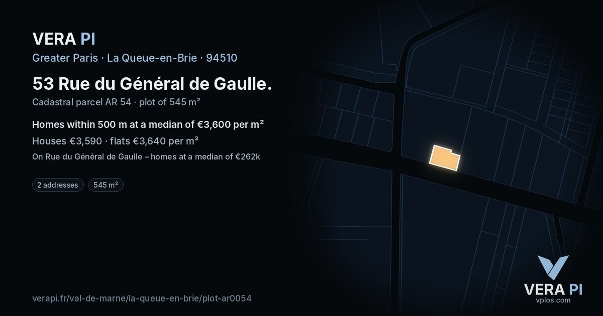 53 Rue du Général de Gaulle, La Queue-en-Brie at night – the plot lit, the parcels around coloured by the prices near them